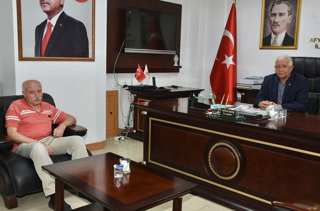 AK Parti Afyonkarahisar İl Başkanı Hüseyin Menteş'e Nezaket Ziyareti