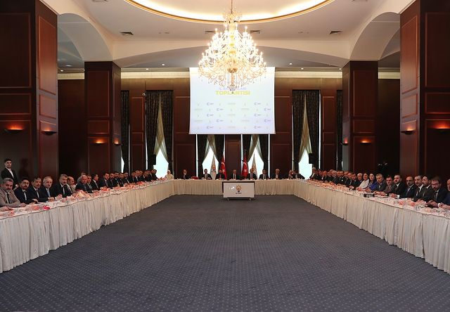 AK Parti Afyonkarahisar İl Başkanı Katıldığı Toplantıda