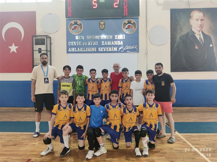 Minik Erkekler ve Minik Kızlar Türkiye Hentbol Şampiyonası'nda Afyon Gençlik ve Spor Kulübü büyük başarı elde etti
