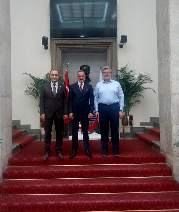 TCDD Genel Müdürü Veysi Kurt'u ziyaret eden AK Parti Milletvekilleri, Afyonkarahisar'daki demiryolu projeleri üzerine bilgi aldı