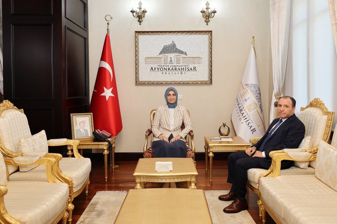 Afyonkarahisar Valisi Kübra Güran Yiğitbaşı, Afyon Kocatepe Üniversitesi Rektörü Prof. Dr. Mehmet Karakaş'ı Kabul Etti