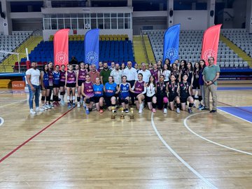 Büyükler Kulüp Voleybol Müsabakaları Afyonkarahisar'da Tamamlandı