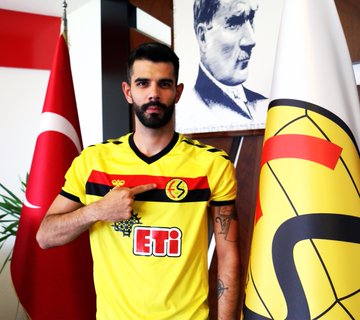 Eskişehirspor, kalecisine yeni bir takviye yaptı