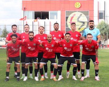 Eskişehirspor, İnegöl Kafkas SK'yı Hazırlık Maçında Yendi