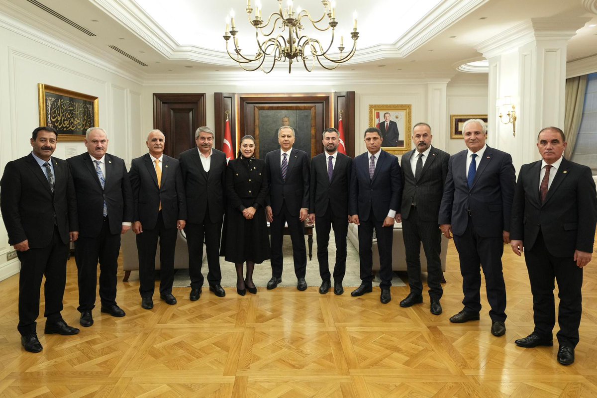 İçişleri Bakanı Yerlikaya'ya Ağrı'dan Önemli Ziyaret