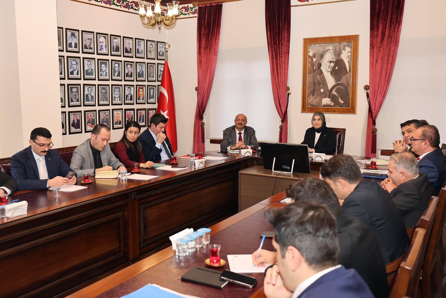 Afyonkarahisar Valiliği'nde Yılın Son Kaymakamlar Toplantısı Gerçekleşti