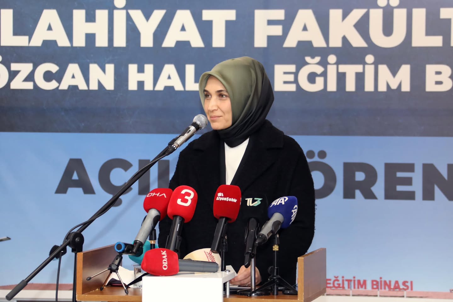 Afyonkarahisar'da Eğitimde Büyük Adım: Yeni İlahiyat Fakültesi Binası Açıldı