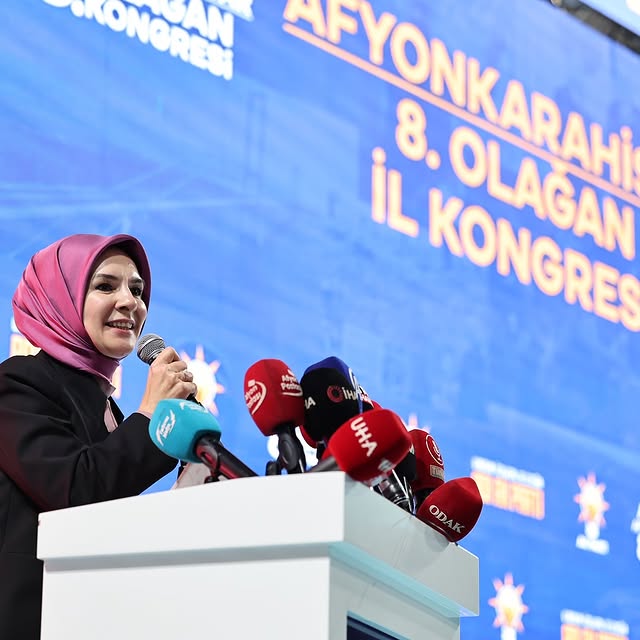 AK Parti'nin Afyonkarahisar Kongresi Coşkuyla Gerçekleşti