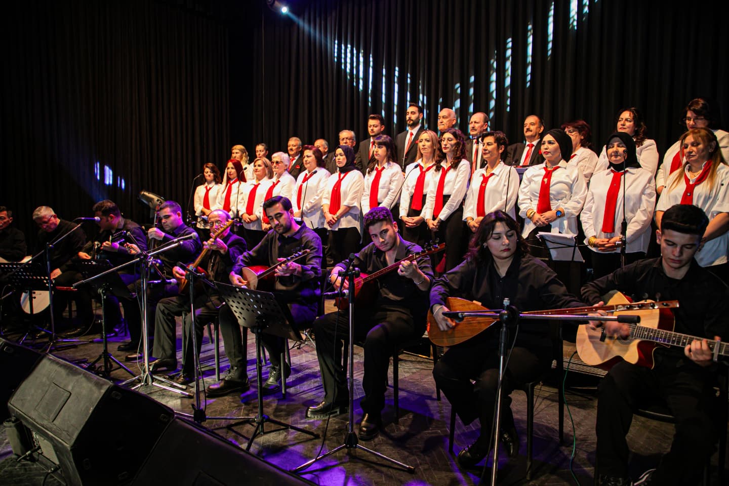 Afyonkarahisar'da Türk Halk Müziği Konseri: Nostaljik Bir Akşam