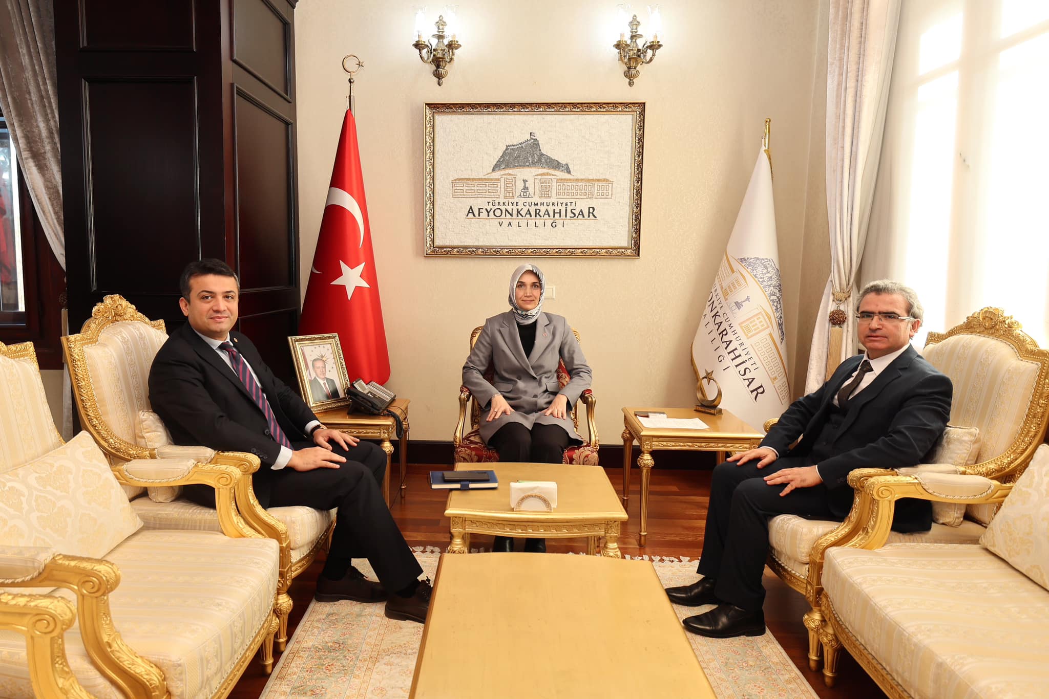 Afyonkarahisar Valisi Önemli Ziyaretçilerini Ağırladı