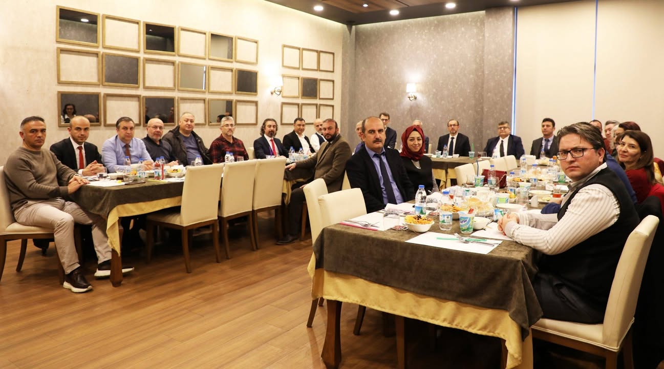 Emektar Müdür İbrahim Türk’e Duygusal Veda