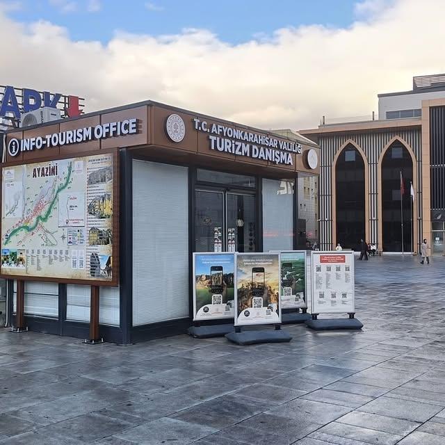 Ayazini Köyü'nde QR Kodlu Haritalarla Tarihi Yolculuk