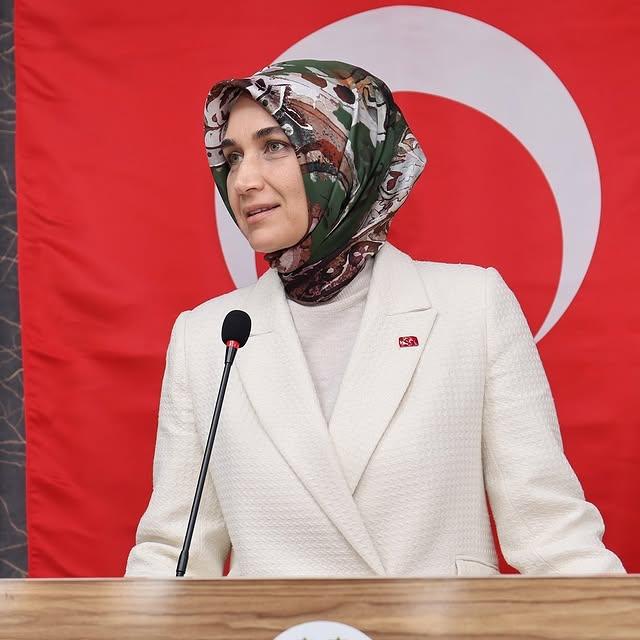 Afyonkarahisar Valisi Yiğitbaşı, Yıl Sonu Toplantısında Personeline Teşekkür Etti