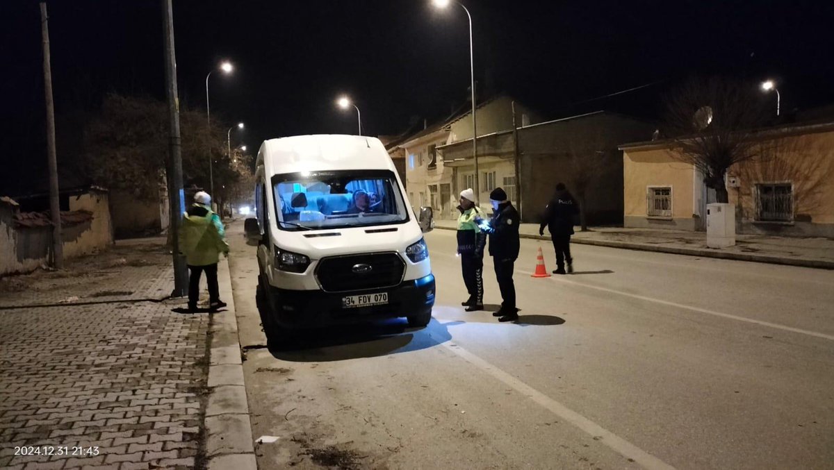 Afyonkarahisar'da Yeni Yıl Öncesi Güvenlik Önlemleri Artırıldı