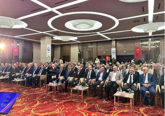Şahiner, Türk Mühendisler Derneği Çalıştayına katıldı 