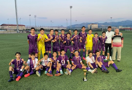 Afyonspor'un Genç Kahramanları U13 Liginde Zirveye Oturdu: İl Şampiyonu Tacını Taktı!