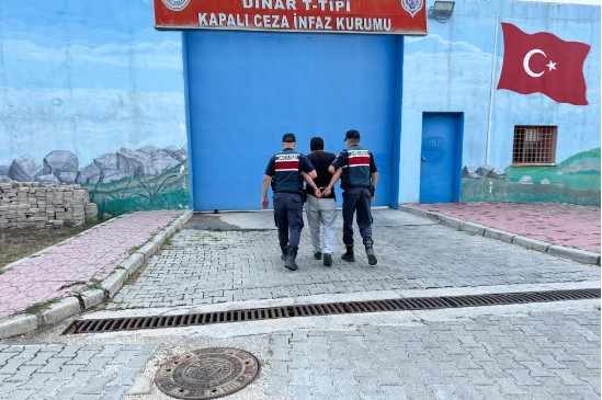3 Yıl 1 Ay kesinleşmiş hapis cezası bulunan şahıs, Başmakçı ilçesi Çığrı  köyünde yakalandı.