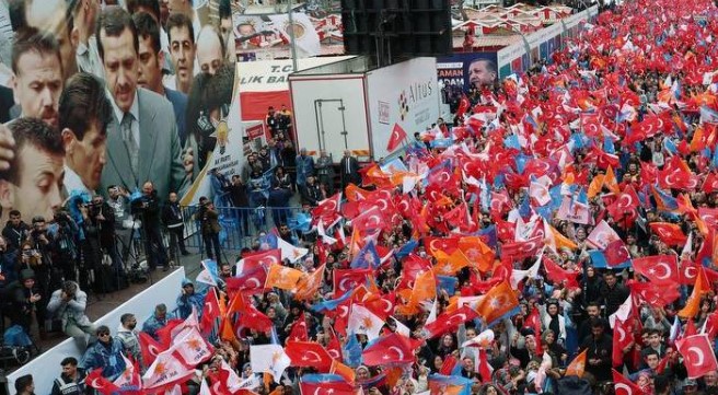 Ak Parti Afyonkarahisar İl Yönetim Kurulu Başkan ve üyeleri belirlendi.