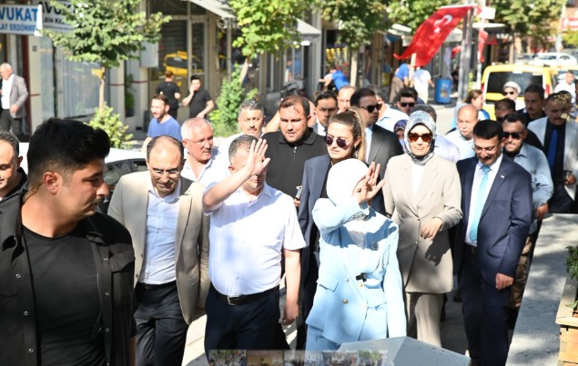 Aile ve Sosyal Hizmetler Bakanı Mahinur Özdemir Göktaş'tan Ana Yurdum Dediği Emirdağ'a Ziyaret