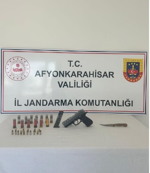 Kasten yaralama olayında aranan Şahıs jandarmadan Kaçamadı .