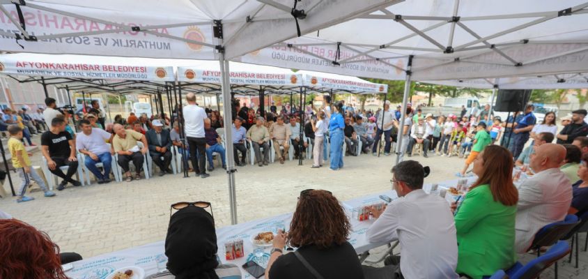 BELEDIYE BASKANI BURCU KÖKSAL MAHALLE BULUŞMALARINA DEVAM EDİYOR