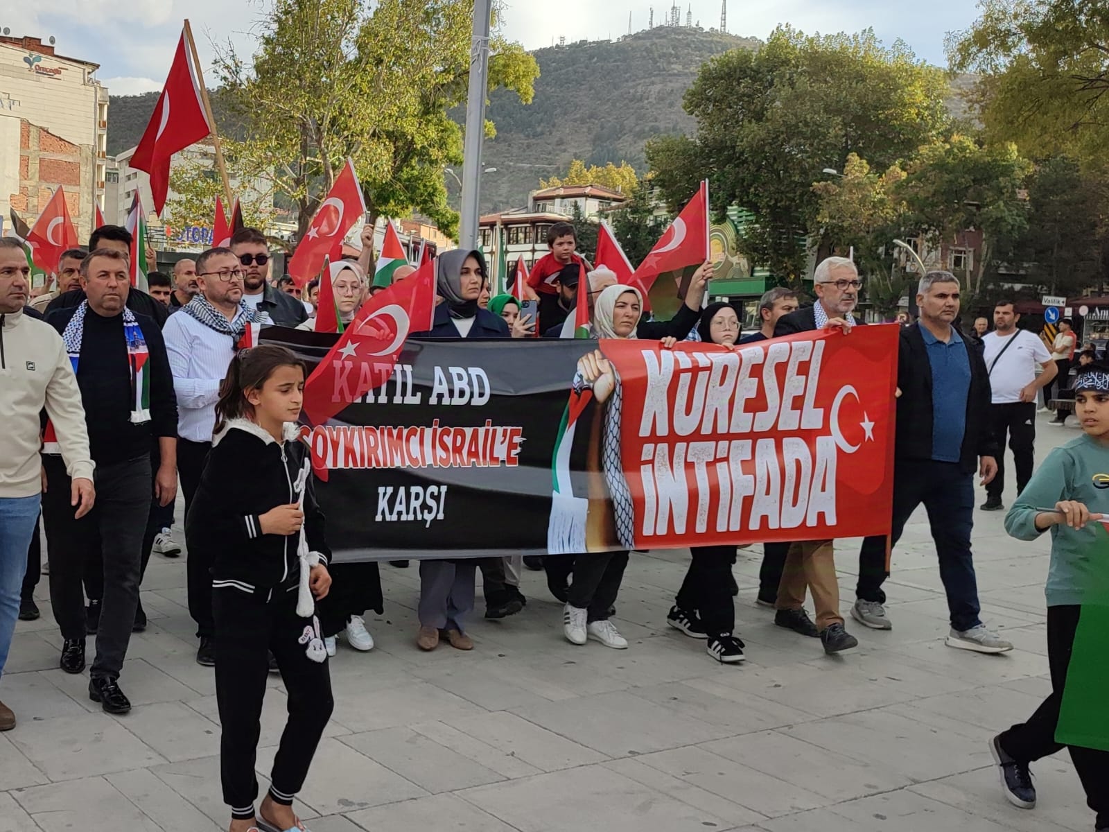 Afyon'da Filistin'e Büyük Destek