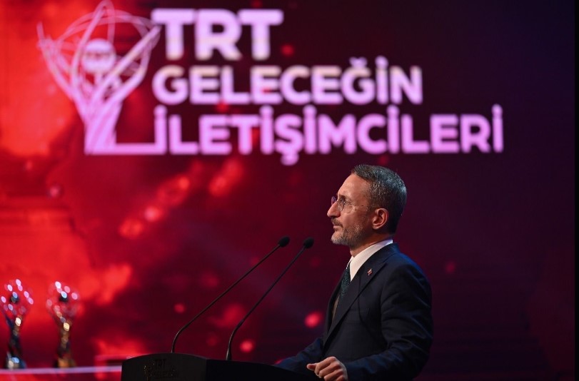 TRT’nin 10 yıldır büyük bir heyecanla düzenlediği Geleceğin İletişimcileri Yarışması Ödül Töreni’ne katılmaktan büyük bir memnuniyet duydum.