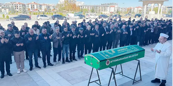 Davutoğlu Çiftini Başkan Köksal Karşıladı