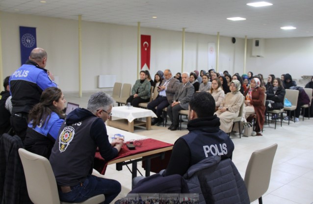 Emniyetten  Kades (Kadın Destek Uygulaması),ile ilgili Egitim.