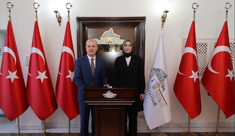 YÖK Başkanı Prof. Dr. Özvar, Vali Yiğitbaşı’nı Ziyaret Etti