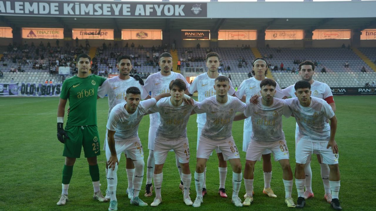 İyimi Böyle ? Afyonspor, Altınordu’ya 6-0 yenildi.