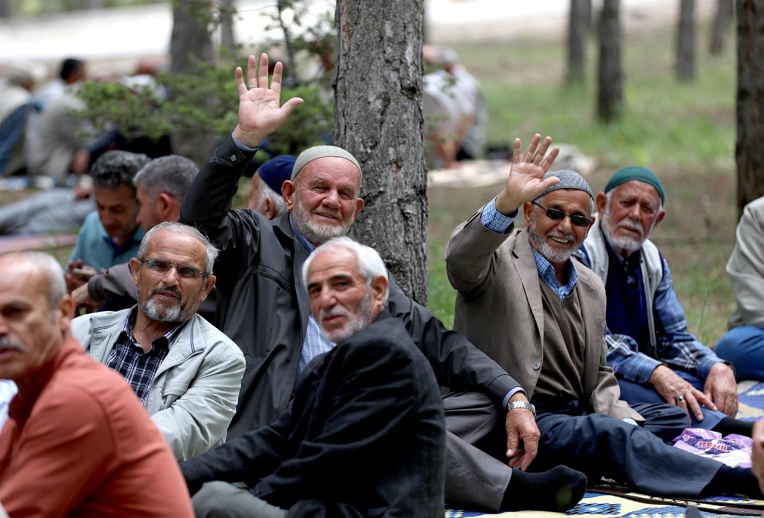 Emekli Bayram İkramiyesi İçin Yeni Rakam Sinyali