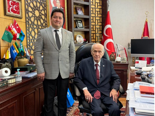 Bolvadin Belediye Başkan Aynacı’dan Devlet Bahçeli’ye Ziyaret