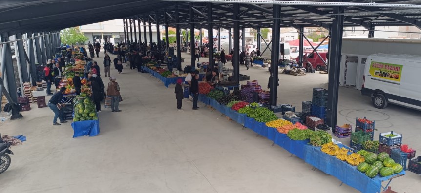 Hocalar'da Kapalı Pazar Yeri Tamamlandı.