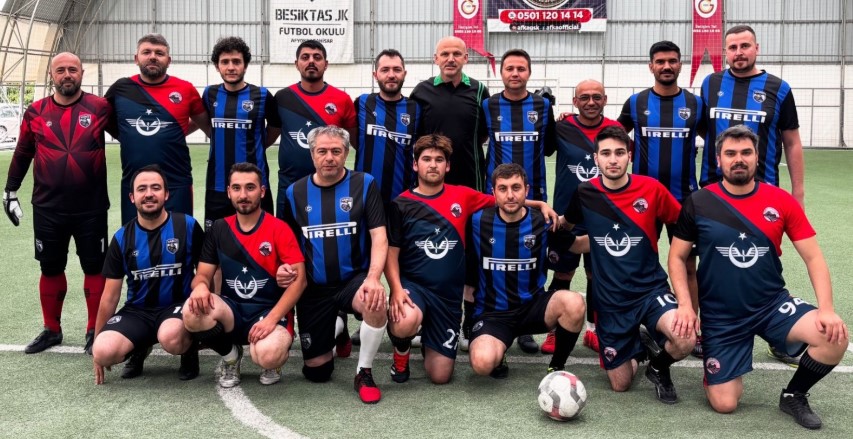 Demiryolları çalışanlarının arasında düzenlenen dostluk ve dayanışma turnuvasında grup maçlarının ikinci haftası başladı. 