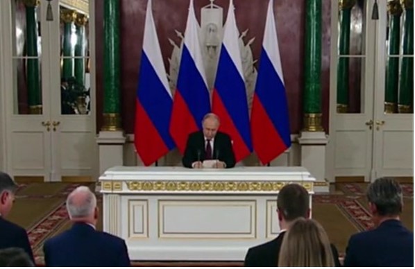 Putin: Rusya, Ukrayna ile İstanbul'da ''doğrudan görüşmelere'' hazır