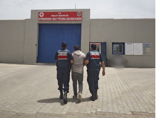 Jandarmadan Affetmedi kıskıvrak Yakaladı!