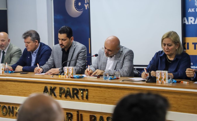 AK PARTİ MERKEZ İLÇE'DE TEŞKİLAT RUHU ZİRVEDE
