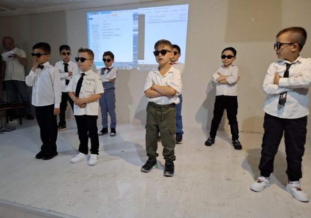 FATİH İLKOKULU’NDA  OKUMA BAYRAMI SEVİNCİ