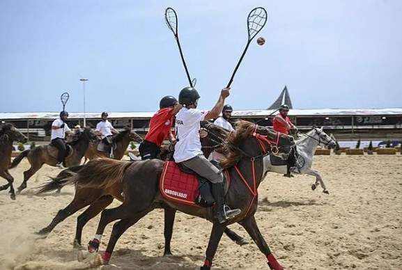Milyonlar Atatürk Havalimanı’nda Buluştu: 7. Etnospor Kültür Festivali’ne Yoğun İlgi