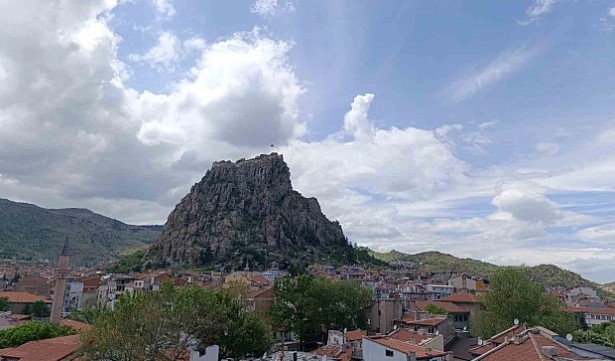  Afyonkarahisar’da Cumartesi Günü Kuvvetli Sağanak Yağış Bekleniyor