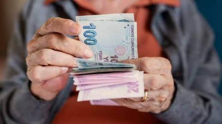 Emeklilere 4 Bin TL Bayram İkramiyesi: Ödemeler Yarın Başlıyor