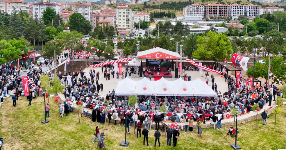BÜLENT ECEVİT PARKI AÇILDI