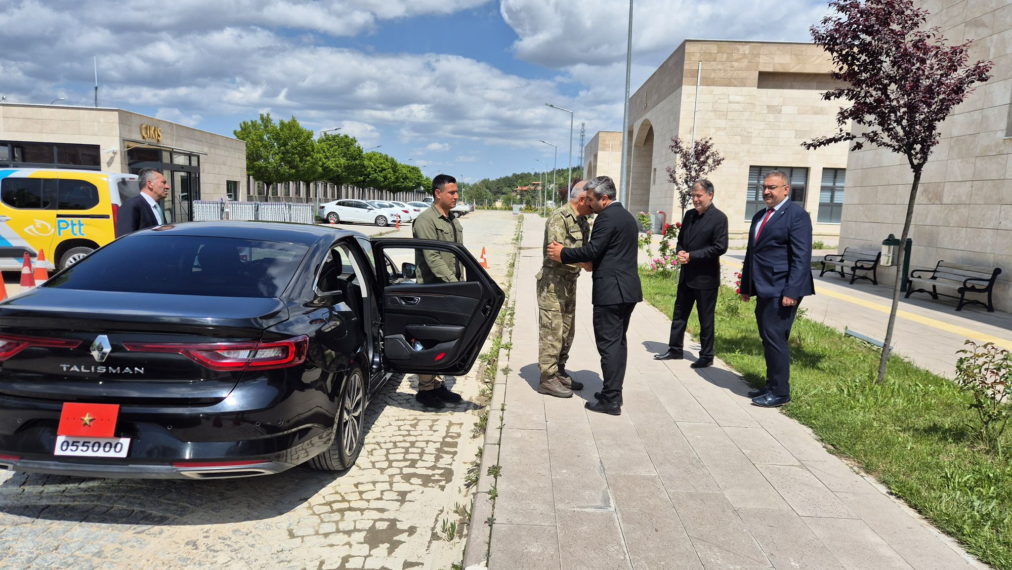 Garnizon Komutanından Şehit Gazi Vakfı’na Ziyaret 