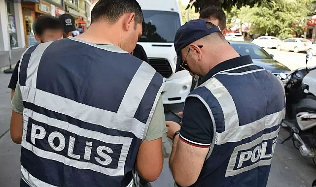 Emniyetten Huzur Operasyonu: 1 Haftada Aranan 17 Şahıs Yakalandı
