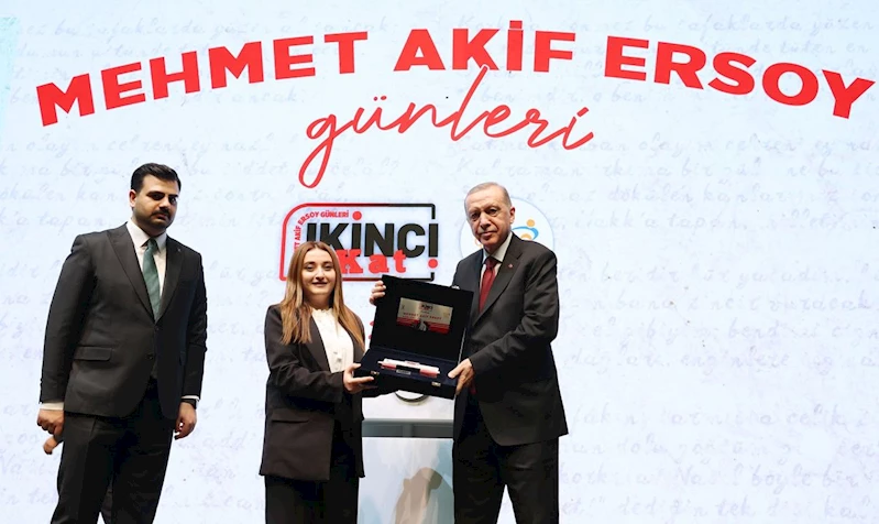 Cumhurbaşkanı Erdoğan, Mehmet Akif Ersoy'u Anıyor