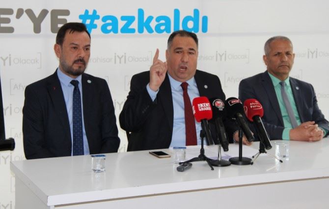 İYİ PARTİ İL BAŞKANI MUHAMMET MISIRLIOĞLU’ BASIN TOPLANTISI DÜZENLEDİ.