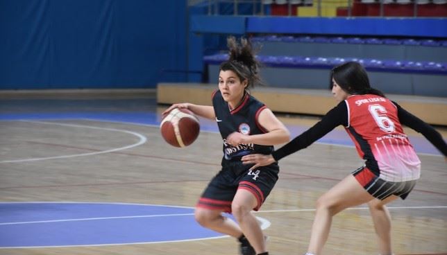 Okul Sporları faaliyet programında yer alan 3x3 basketbol müsabakaları sona erdi.