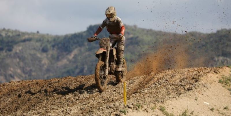 Motokros Şampiyonaları Afyonkarahisar'da düzenlendi