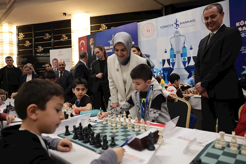 Aile ve Sosyal Hizmetler Bakanı, gençlerin geleceğine güvendiğini söyledi ve Türkiye Satranç Şampiyonası başladı